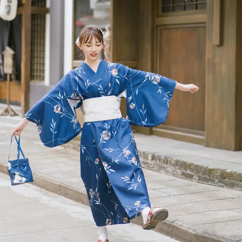 2024 Kimono tradizionale abito - Anime Cosplay Photoshoot recensione e prezzo